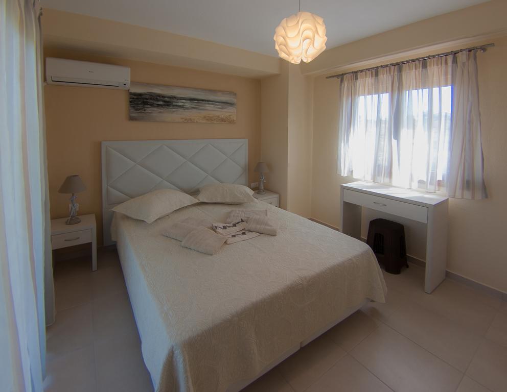 Ianthi Maisonettes Nea Roda Extérieur photo