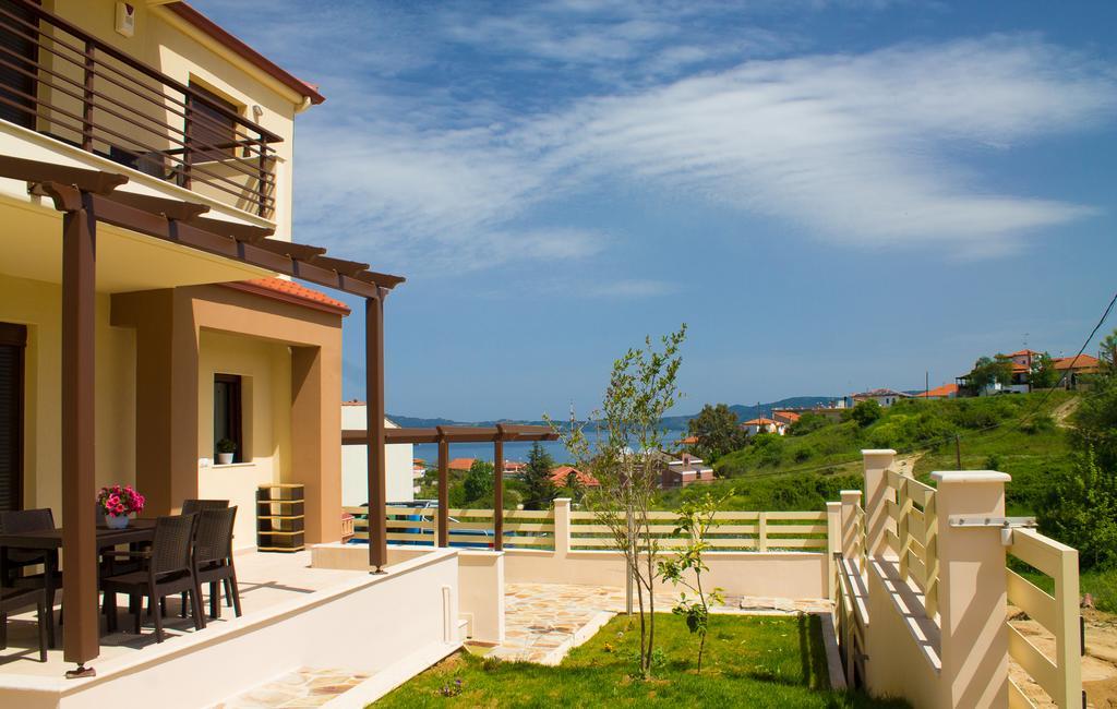 Ianthi Maisonettes Nea Roda Extérieur photo